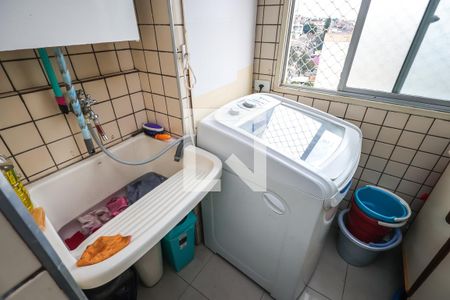 Apartamento à venda com 64m², 3 quartos e 1 vagaÁrea de Serviço