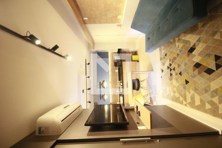 Sala-Quarto de apartamento para alugar com 1 quarto, 30m² em Vila Olímpia, São Paulo