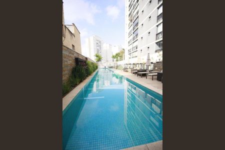 Apartamento para alugar com 30m², 1 quarto e 1 vagaPiscina