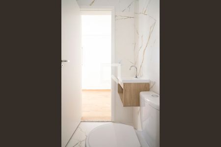 Apartamento à venda com 109m², 2 quartos e 2 vagasBanheiro da suíte