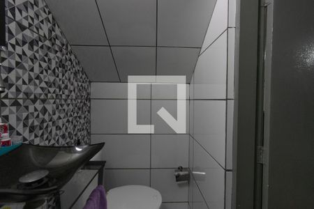 Casa à venda com 200m², 4 quartos e 2 vagasBanheiro da Suíte