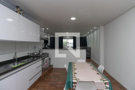 Casa à venda com 200m², 4 quartos e 2 vagasCozinha