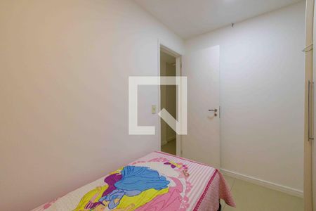 Apartamento à venda com 228m², 4 quartos e 3 vagas Apartamento à venda com 228m², 4 quartos e 3 vagasSuíte 2