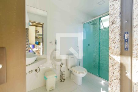 Apartamento à venda com 228m², 4 quartos e 3 vagas Apartamento à venda com 228m², 4 quartos e 3 vagasBanheiro