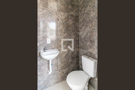Apartamento à venda com 67m², 2 quartos e sem vaga Apartamento à venda com 67m², 2 quartos e sem vagaLavabo
