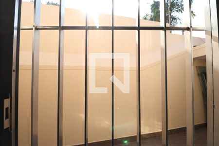 Casa à venda com 350m², 4 quartos e 6 vagasVista da Suíte 2