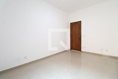 Casa à venda com 350m², 4 quartos e 6 vagasSuíte 4