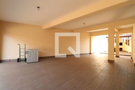 Casa à venda com 350m², 4 quartos e 6 vagasGaragem