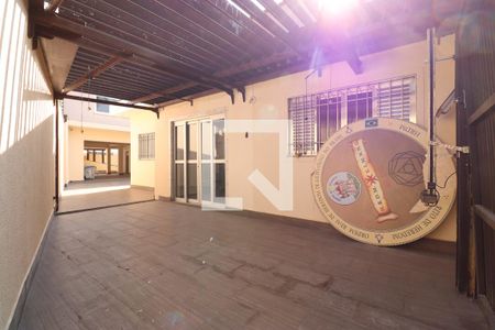 Casa à venda com 350m², 4 quartos e 6 vagasGaragem