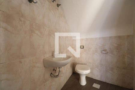 Casa à venda com 350m², 4 quartos e 6 vagasBanheiro de serviço