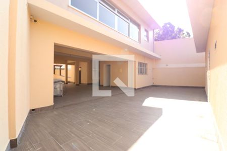 Casa à venda com 350m², 4 quartos e 6 vagasQuintal