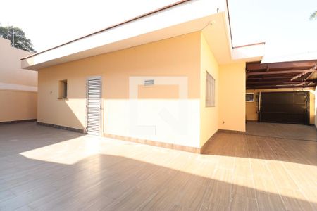 Casa à venda com 350m², 4 quartos e 6 vagasQuintal