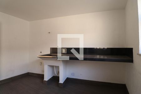 Casa à venda com 350m², 4 quartos e 6 vagasÁrea de Serviço