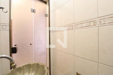 Casa à venda com 350m², 4 quartos e 6 vagasLavabo 1