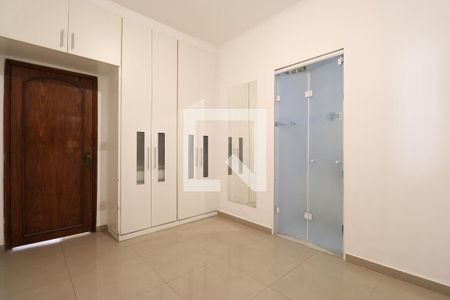 Casa à venda com 350m², 4 quartos e 6 vagasSuíte 3