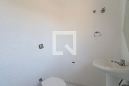 Casa à venda com 350m², 4 quartos e 6 vagasLavabo 2