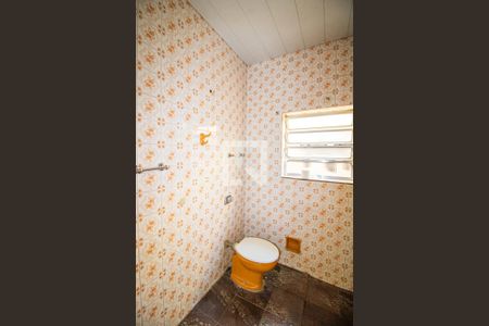 Casa à venda com 200m², 3 quartos e 2 vagasBanheiro