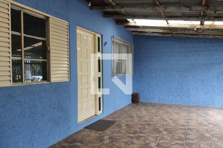 Casa à venda com 130m², 2 quartos e 2 vagasFachada