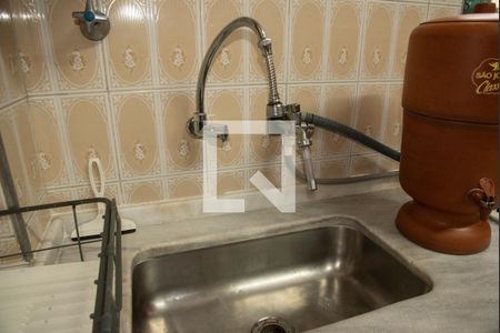 Casa à venda com 99m², 2 quartos e 1 vaga Casa à venda com 99m², 2 quartos e 1 vagaCozinha