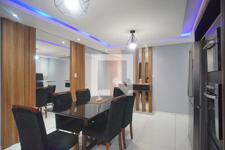 Casa à venda com 220m², 2 quartos e 4 vagas Casa à venda com 220m², 2 quartos e 4 vagasCozinha