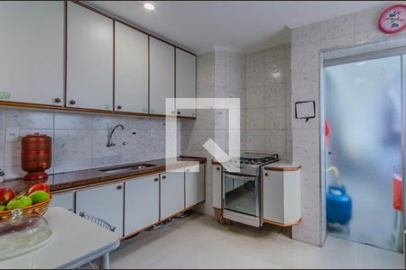 Apartamento à venda com 160m², 2 quartos e sem vagaCozinha