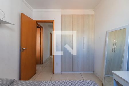 Apartamento à venda com 81m², 3 quartos e 1 vagaQuarto 2