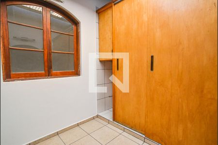 Casa à venda com 220m², 3 quartos e 4 vagasÁrea de Serviço