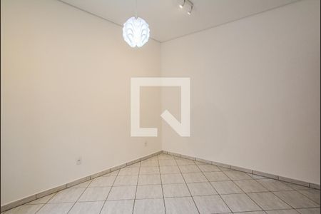 Casa à venda com 220m², 3 quartos e 4 vagasQuarto 2