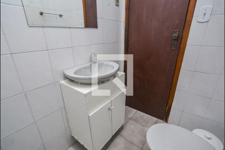 Casa à venda com 220m², 3 quartos e 4 vagasBanheiro de serviço