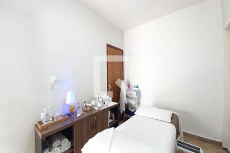 Casa à venda com 140m², 4 quartos e 2 vagasSala