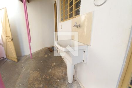 Casa à venda com 140m², 4 quartos e 2 vagasÁrea de Serviço