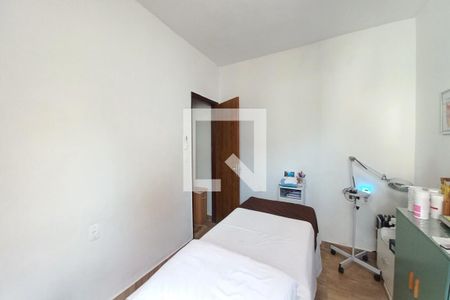 Casa à venda com 140m², 4 quartos e 2 vagasQuarto 4