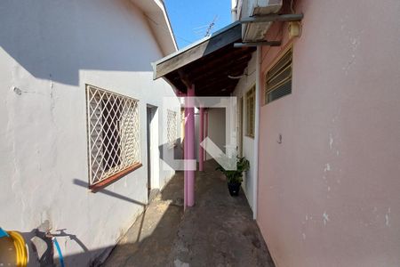 Casa à venda com 140m², 4 quartos e 2 vagasQuintal 