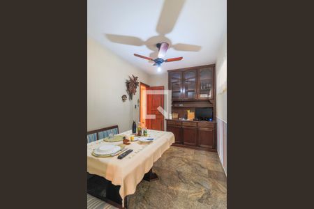 Apartamento à venda com 170m², 4 quartos e 2 vagas Apartamento à venda com 170m², 4 quartos e 2 vagasCopa