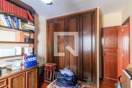 Apartamento à venda com 170m², 4 quartos e 2 vagas Apartamento à venda com 170m², 4 quartos e 2 vagasQuarto 2