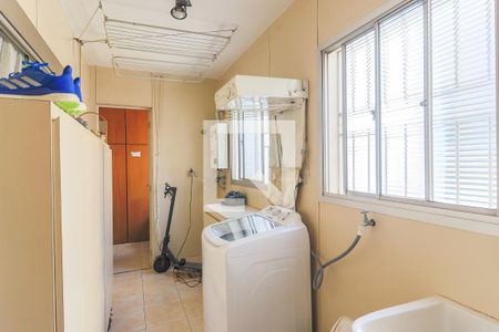 Apartamento à venda com 170m², 4 quartos e 2 vagas Apartamento à venda com 170m², 4 quartos e 2 vagasÁrea de Serviço