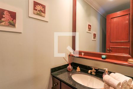 Apartamento à venda com 170m², 4 quartos e 2 vagas Apartamento à venda com 170m², 4 quartos e 2 vagasLavabo