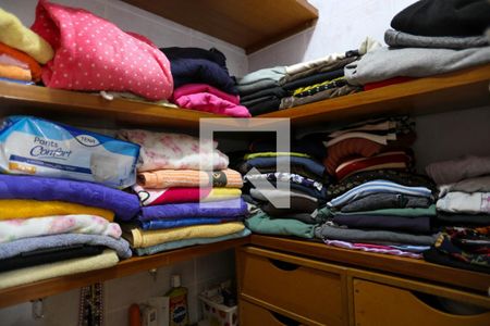 Casa à venda com 409m², 4 quartos e 4 vagasSuíte closet