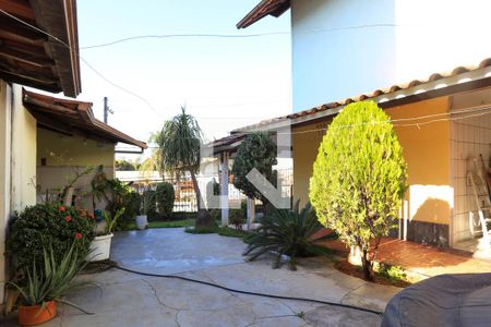 Casa à venda com 409m², 4 quartos e 4 vagasÁrea Externa