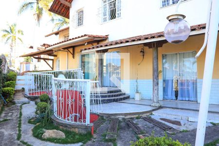 Casa à venda com 409m², 4 quartos e 4 vagasÁrea Externa