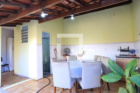 Casa à venda com 409m², 4 quartos e 4 vagasÁrea Externa