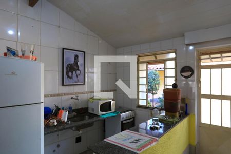 Casa à venda com 409m², 4 quartos e 4 vagasSala casa 2