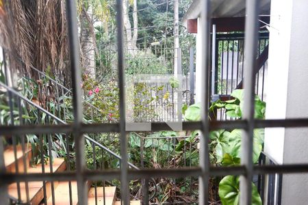 Casa à venda com 265m², 3 quartos e 3 vagas Casa à venda com 265m², 3 quartos e 3 vagasVista