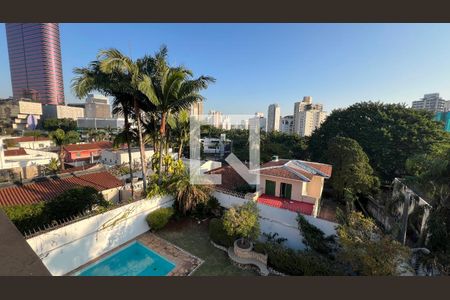 Casa para alugar com 929m², 4 quartos e 4 vagas Casa para alugar com 929m², 4 quartos e 4 vagasVista do terraço