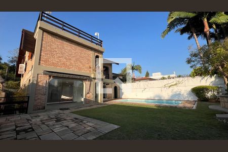Casa para alugar com 929m², 4 quartos e 4 vagas Casa para alugar com 929m², 4 quartos e 4 vagasQuintal
