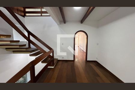 Casa para alugar com 929m², 4 quartos e 4 vagas Casa para alugar com 929m², 4 quartos e 4 vagasLiving