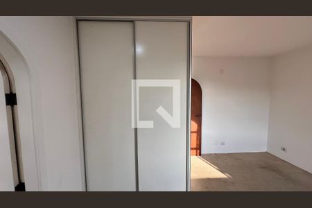Casa para alugar com 929m², 4 quartos e 4 vagas Casa para alugar com 929m², 4 quartos e 4 vagasSuite 2
