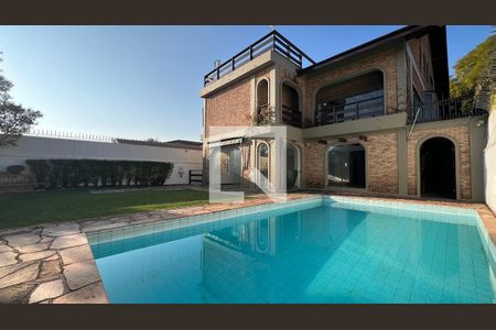 Casa para alugar com 929m², 4 quartos e 4 vagas Casa para alugar com 929m², 4 quartos e 4 vagasPiscina