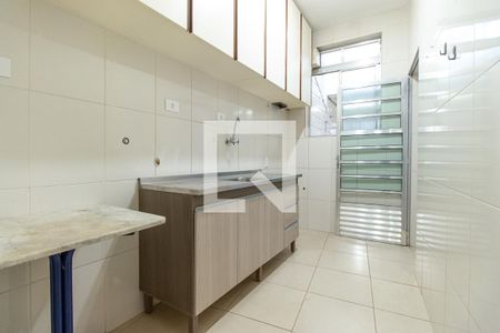 Casa à venda com 155m², 4 quartos e 1 vaga Casa à venda com 155m², 4 quartos e 1 vagaCozinha