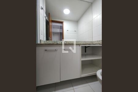 Apartamento à venda com 137m², 3 quartos e 2 vagasBanheiro da Suíte